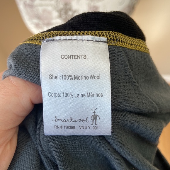 Smartwool 100% Merino Wool Gray/Black 1/4 Zip Men’s Pullover - Picture 7 of 7